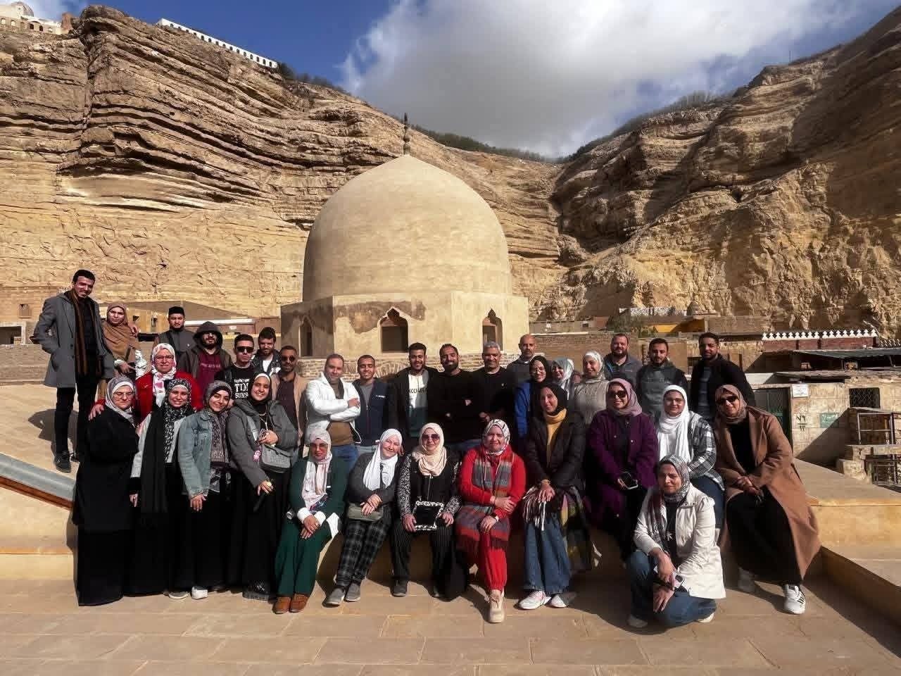 رحلة إلى منطقة جبلية أثرية